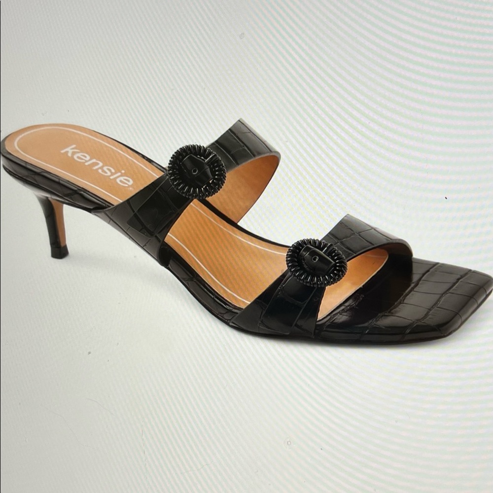 NEW! KENSIE Sandals - Picture 2 of 7